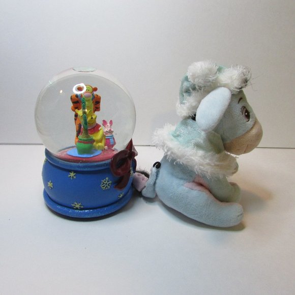 Disney We Wish You A Merry Christmas Pooh snowglobe Tigger and Piglet Ee… - Picture 6 of 10